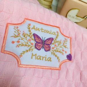 TRUSOU CUTIE LEMN "FLUTURI"