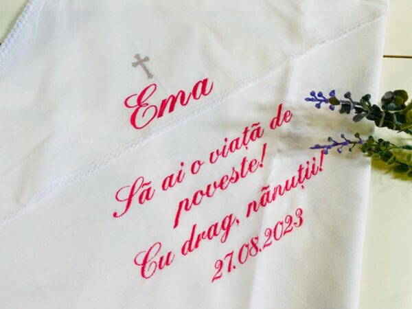 TRUSOU FETITA "GIRAFA EMA"