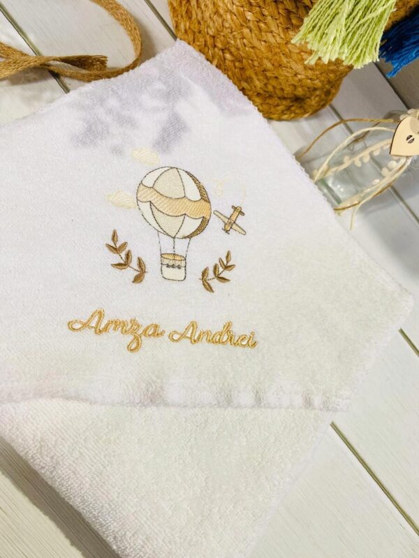 TRUSOU WOODEN BOX "AVENTURILE LUI AMZA"