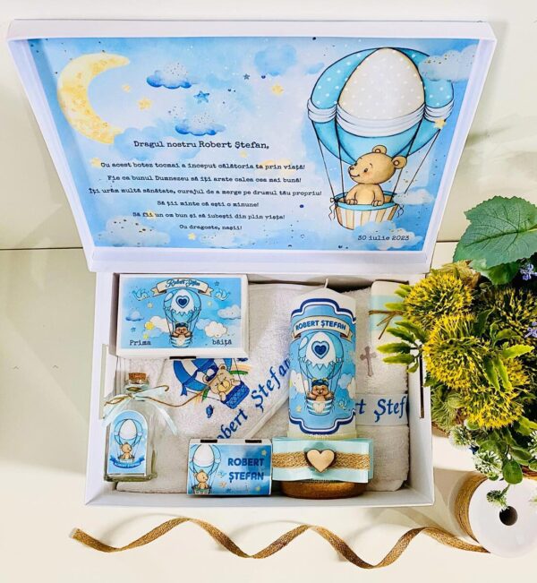 TRUSOU BAIETEL "URSULET IN BALON"