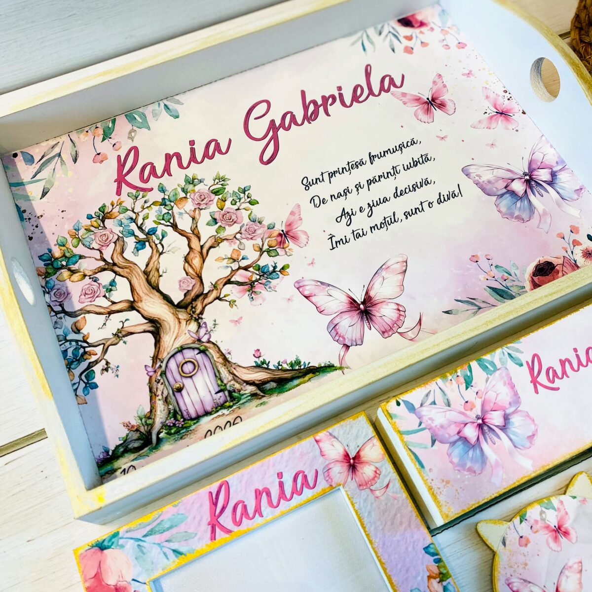 SET TAVITA 1 ANISOR "FLUTURI SI MAGIE" - imagine 3