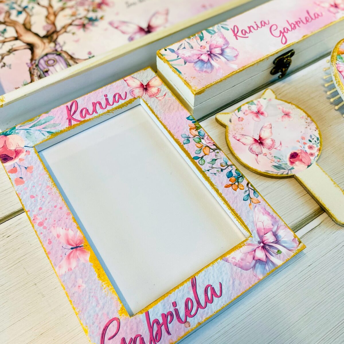 SET TAVITA 1 ANISOR "FLUTURI SI MAGIE" - imagine 5